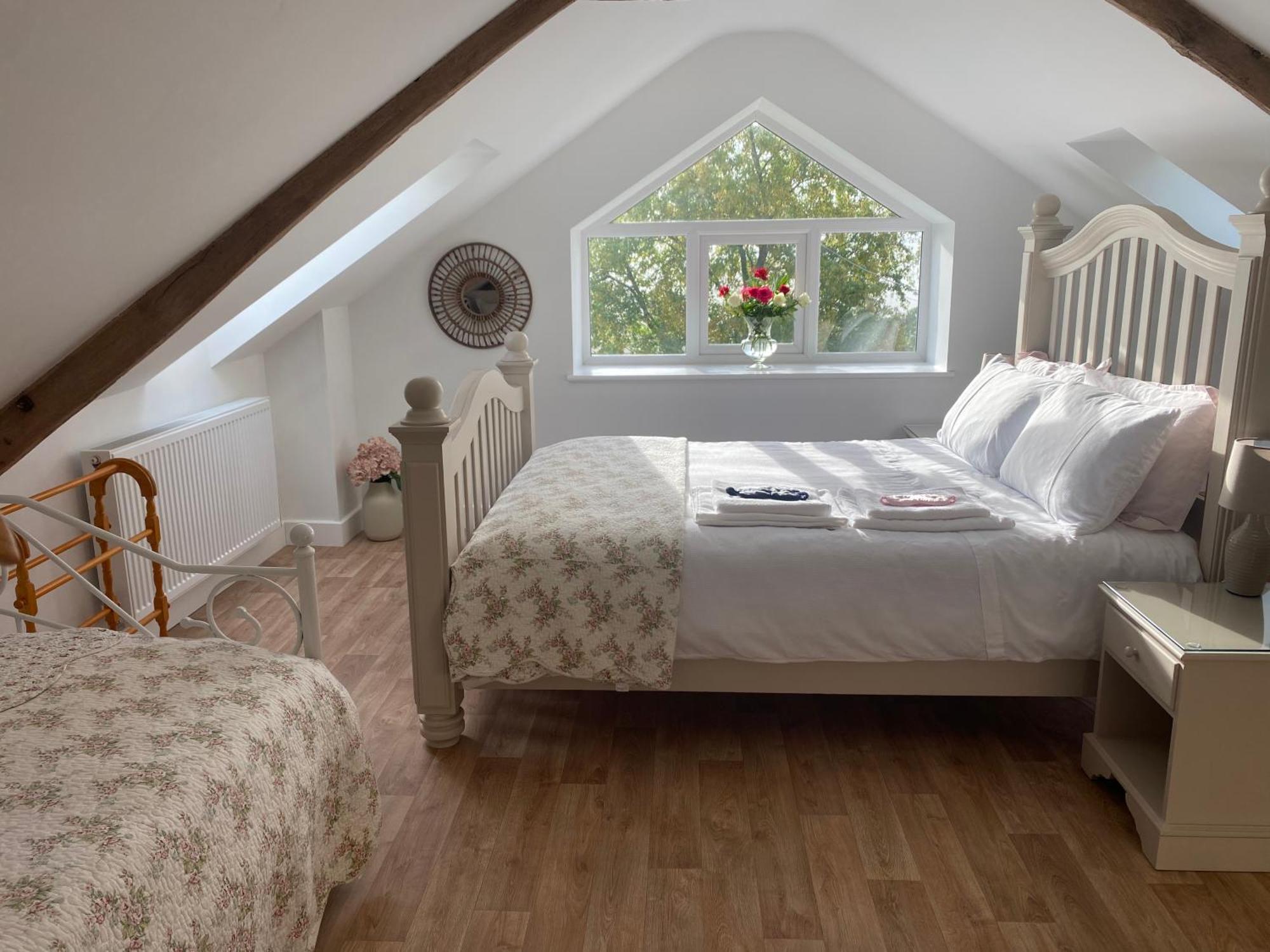 Pippin Lodge Llanwrda Buitenkant foto